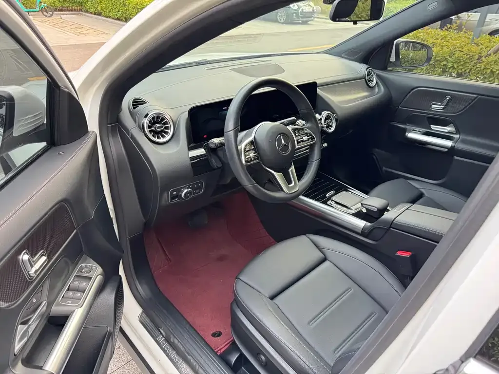 Mercedes-Benz GLA — фото 3