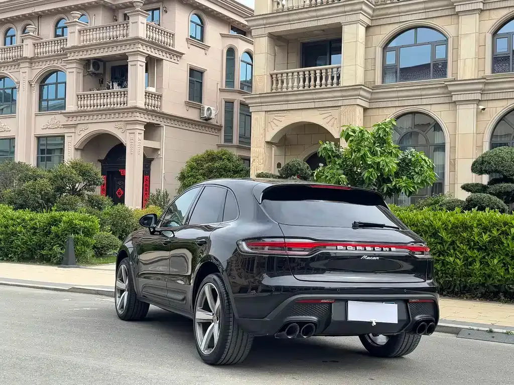 Porsche Macan — фото 9