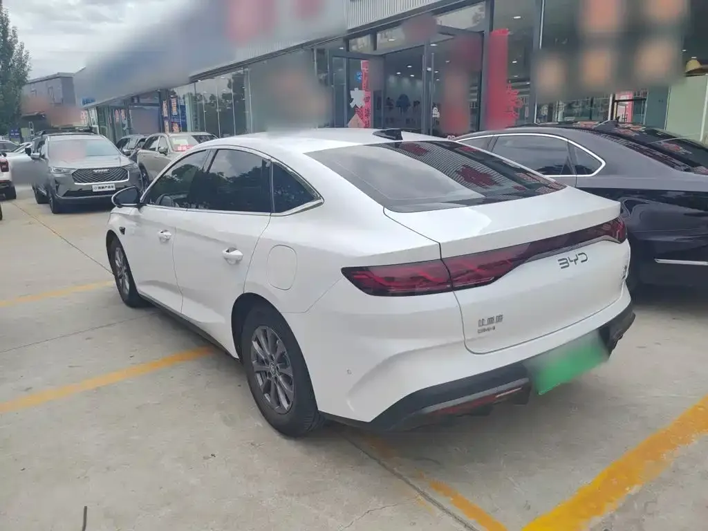 BYD Qin L — фото 7