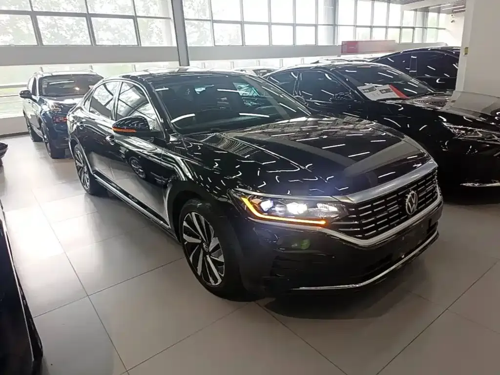 Volkswagen Passat — фото 9