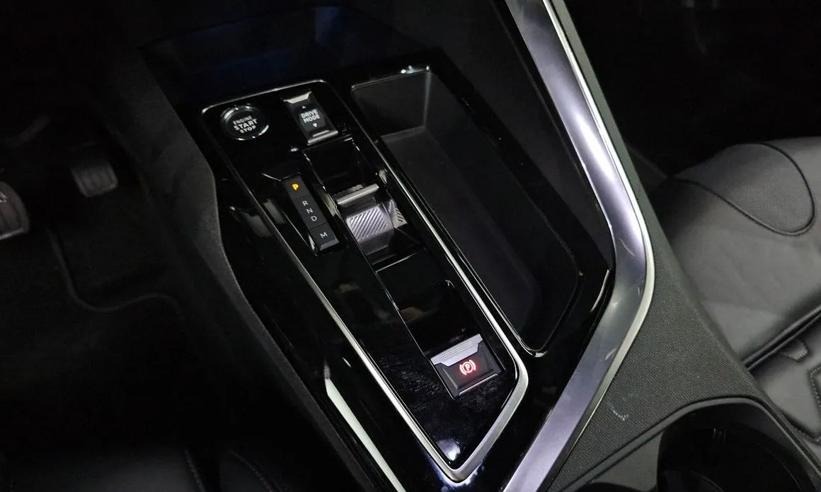 Peugeot 3008 2024 из KR, фото 8