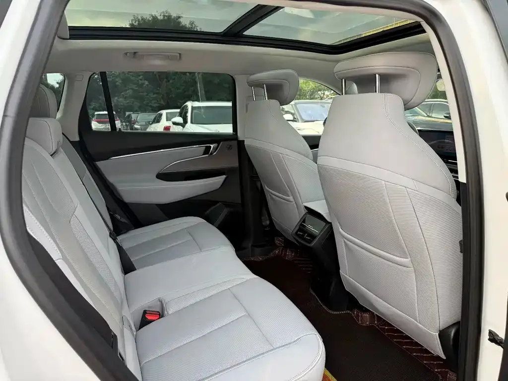 Buick E5 2024 из CN, фото 3
