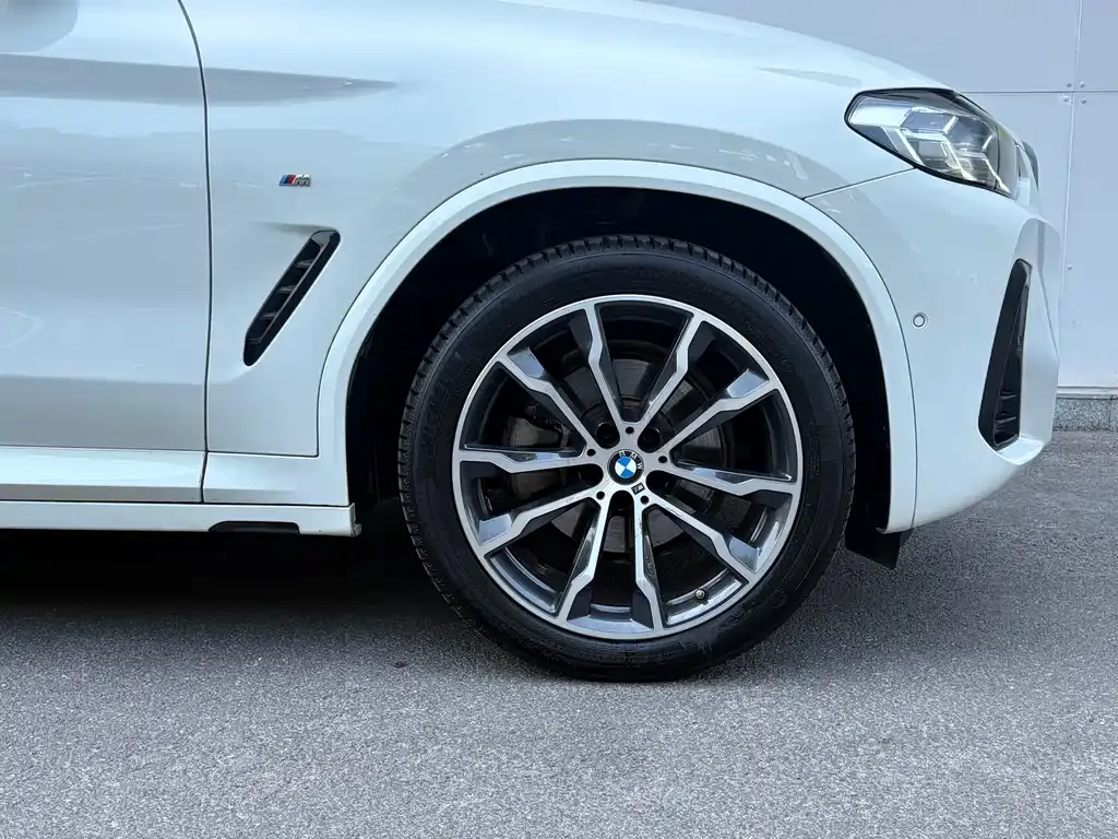 BMW X4 — фото 10