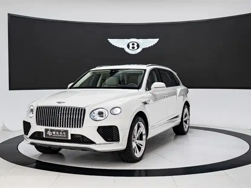Bentley Bentayga — фото 1