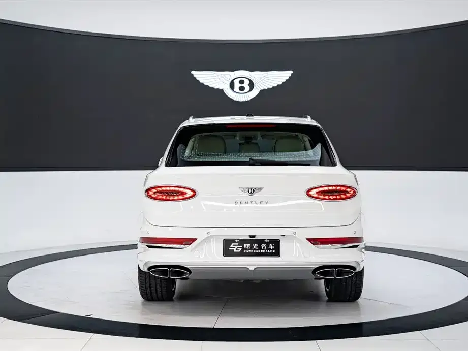 Bentley Bentayga — фото 3