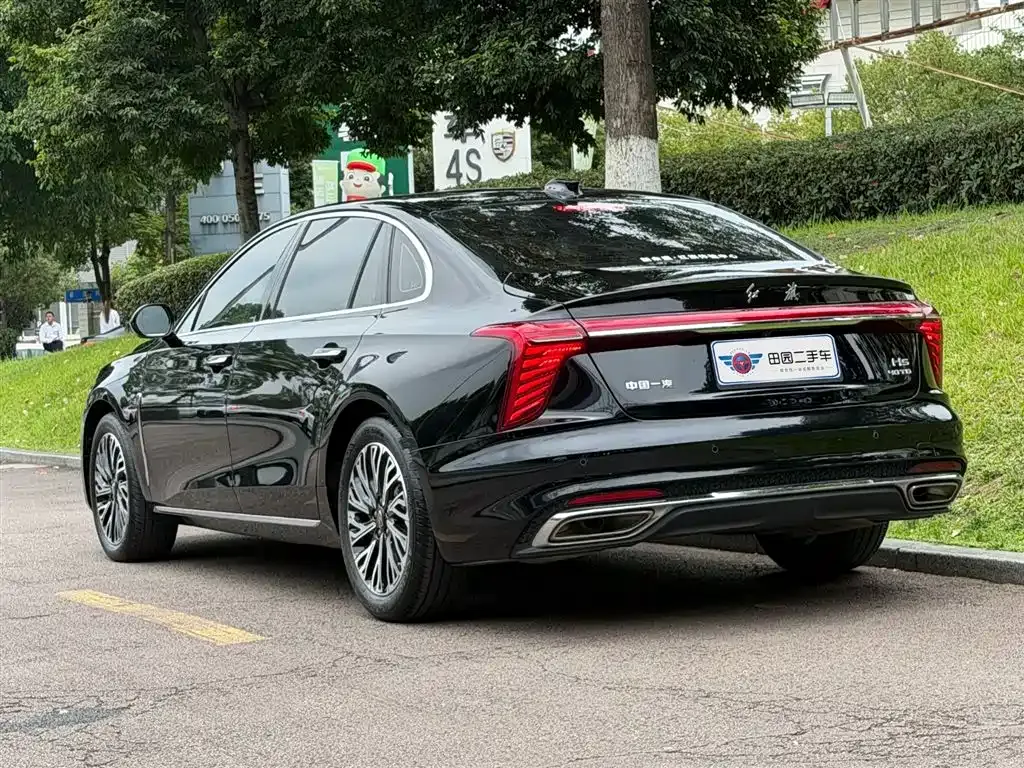 Hongqi H5 — фото 10