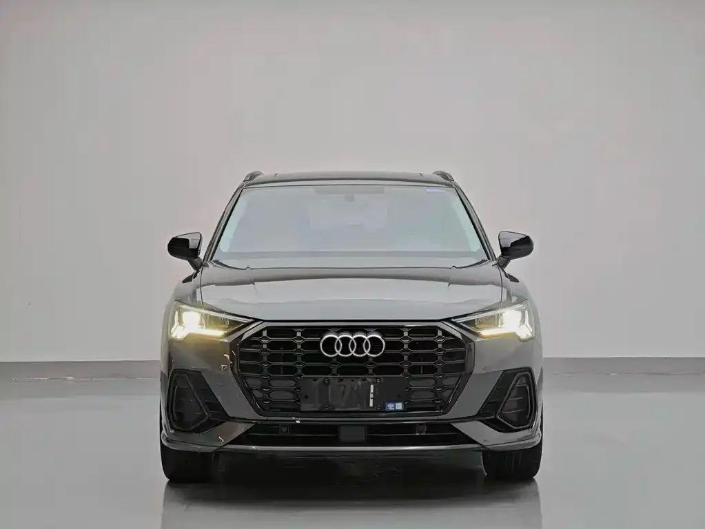 Audi Q3 — фото 8