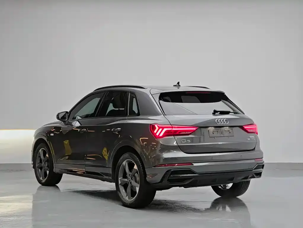 Audi Q3 — фото 5