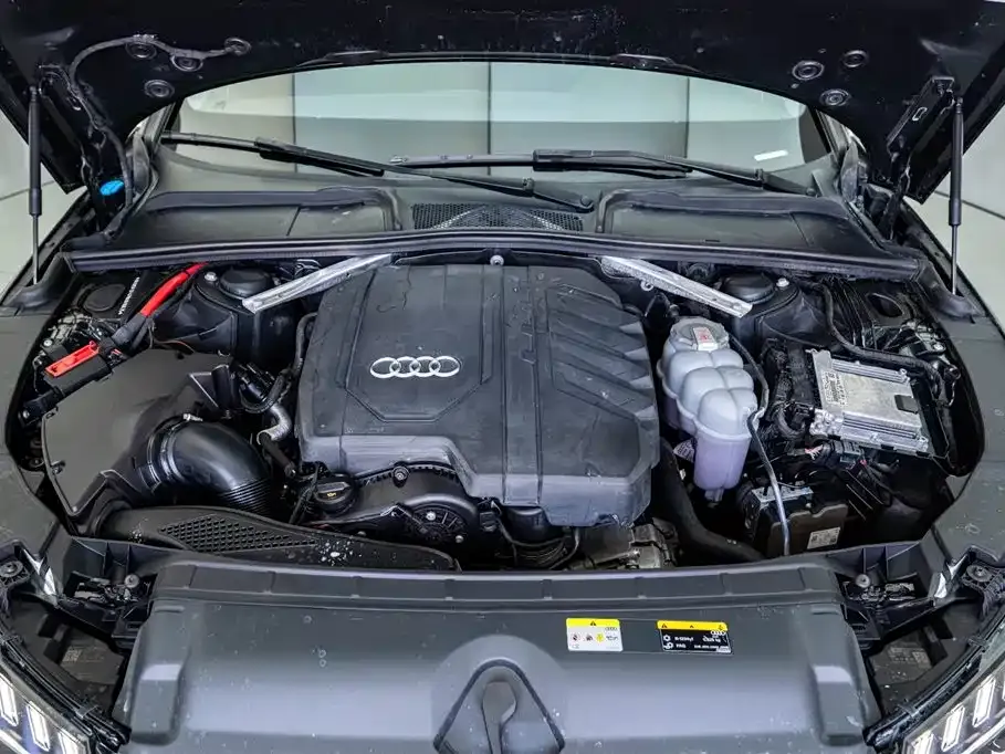Audi A4 (Import) — фото 4