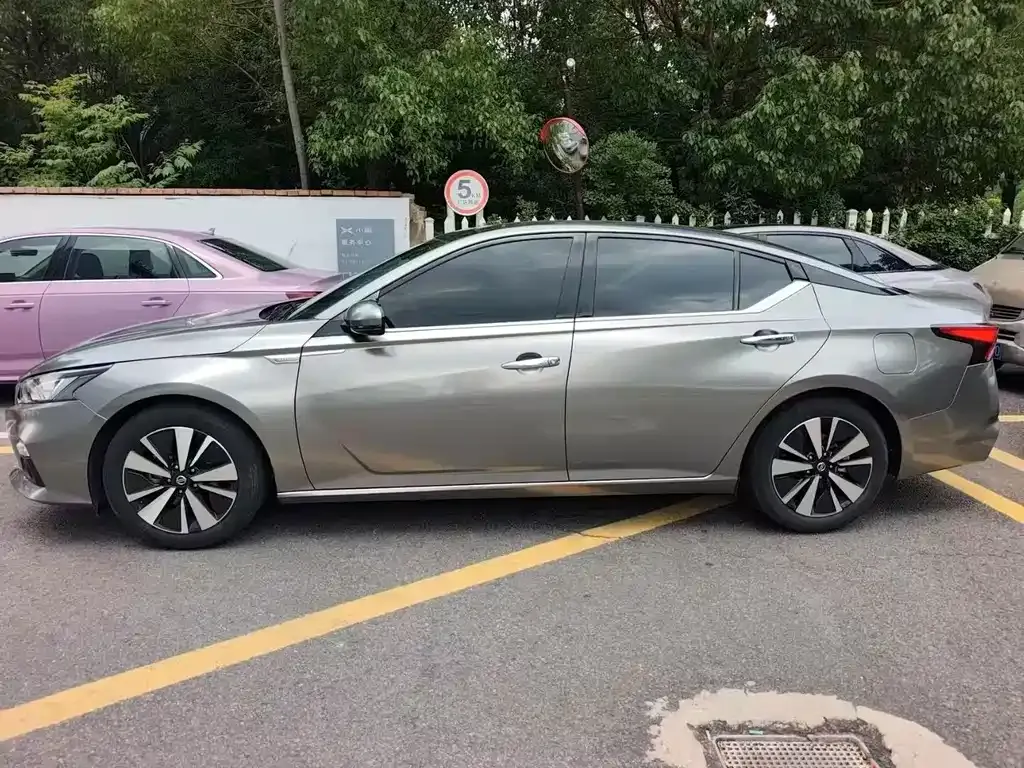 Nissan Teana — фото 3