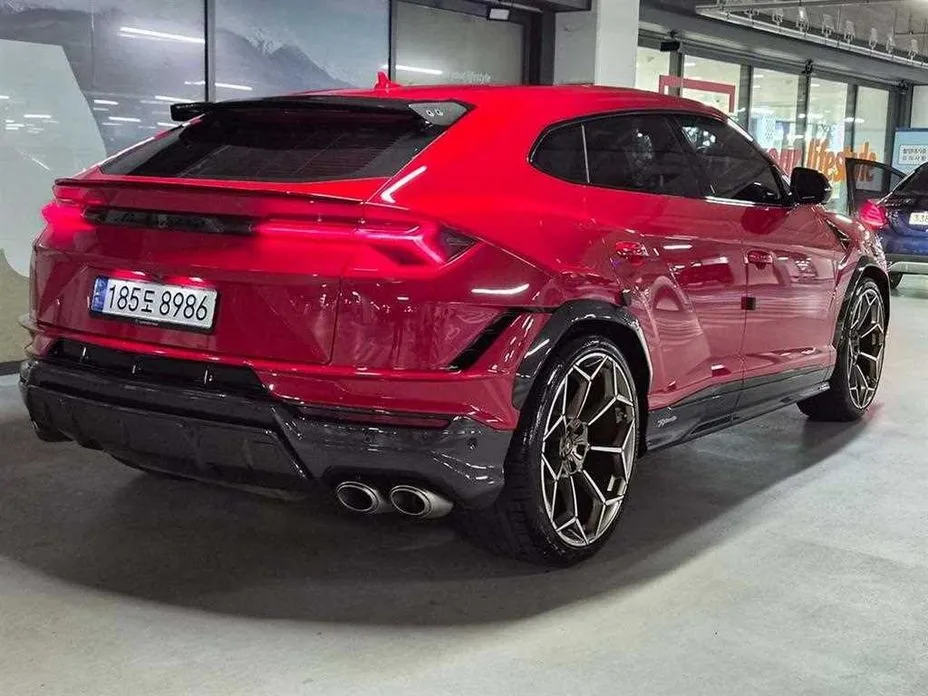 Lamborghini Urus 2023 из KR, фото 8