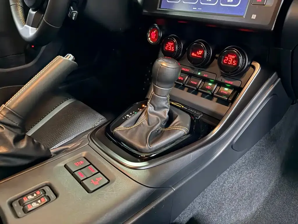 Subaru BRZ — фото 8