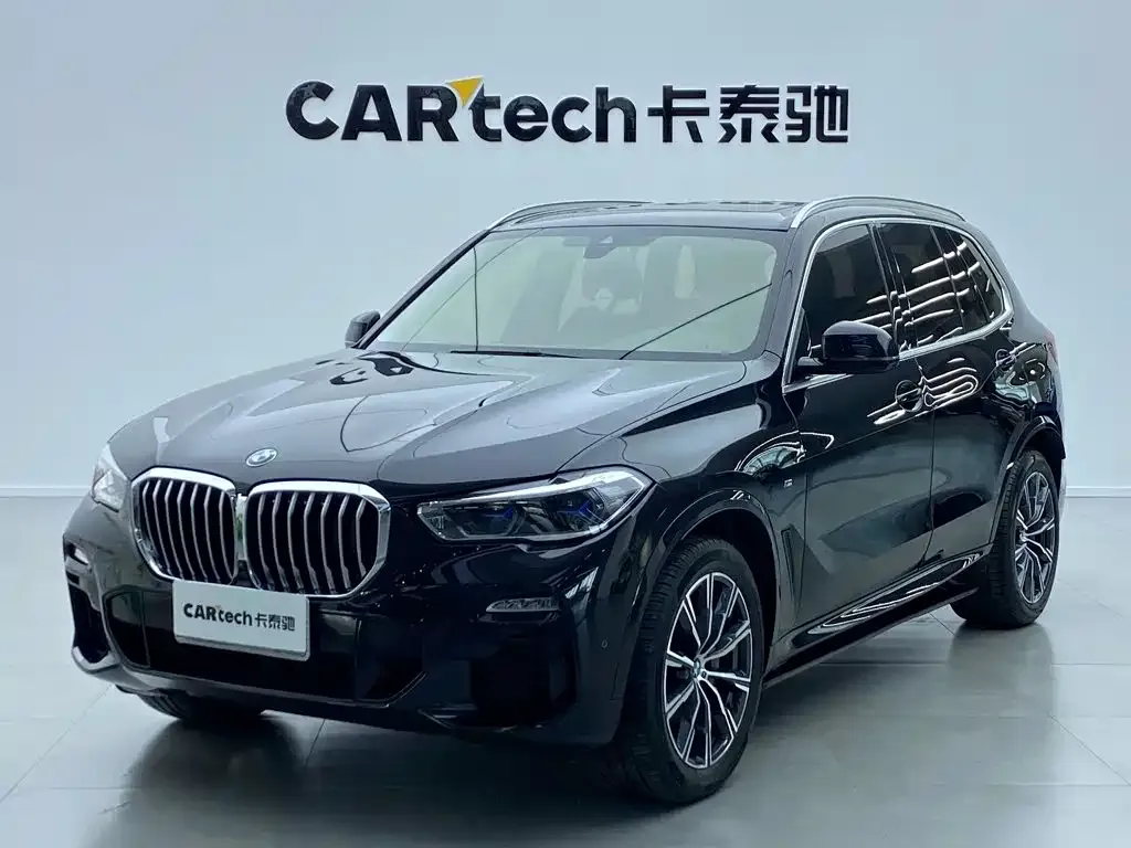 BMW X5 (Import) — фото 1