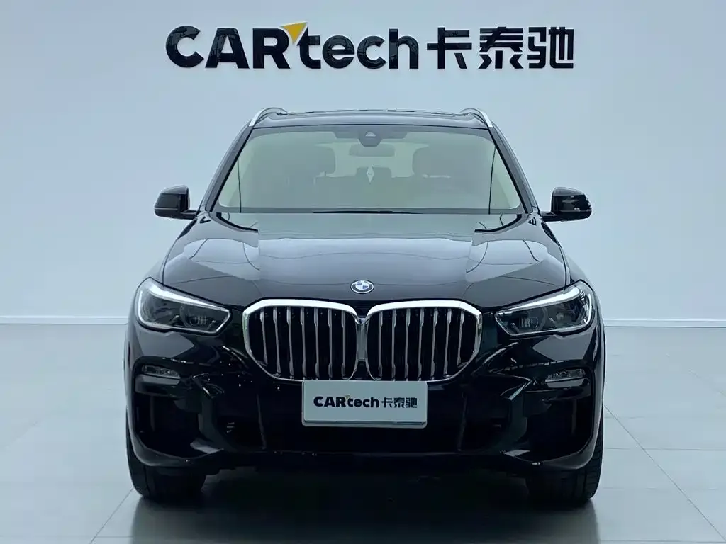 BMW X5 (Import) — фото 2