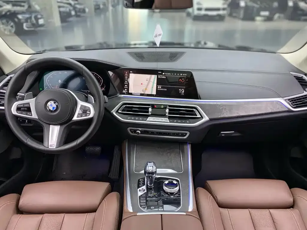 BMW X5 (Import) — фото 9