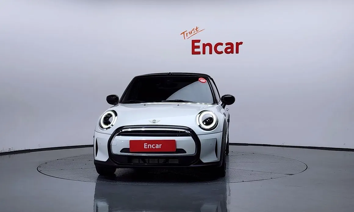 Mini Cooper Convertible 2024 из KR, фото 7