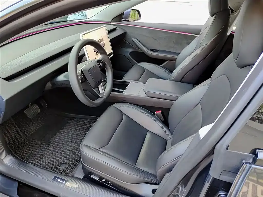 Tesla Model 3 — фото 10