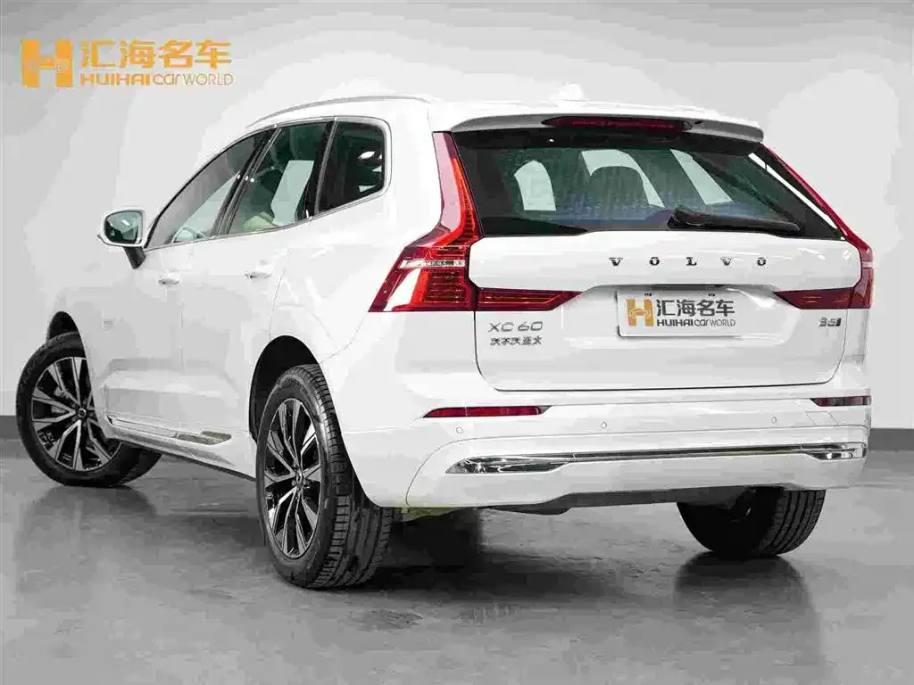 Volvo XC60 — фото 4