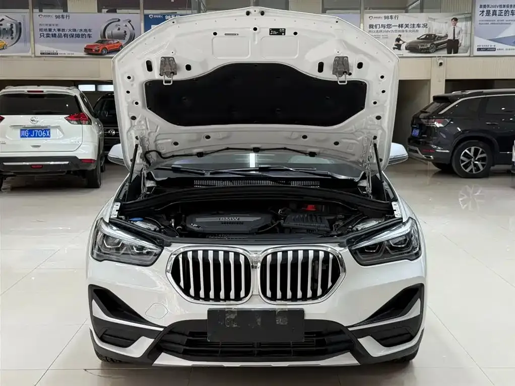 BMW X1 — фото 4