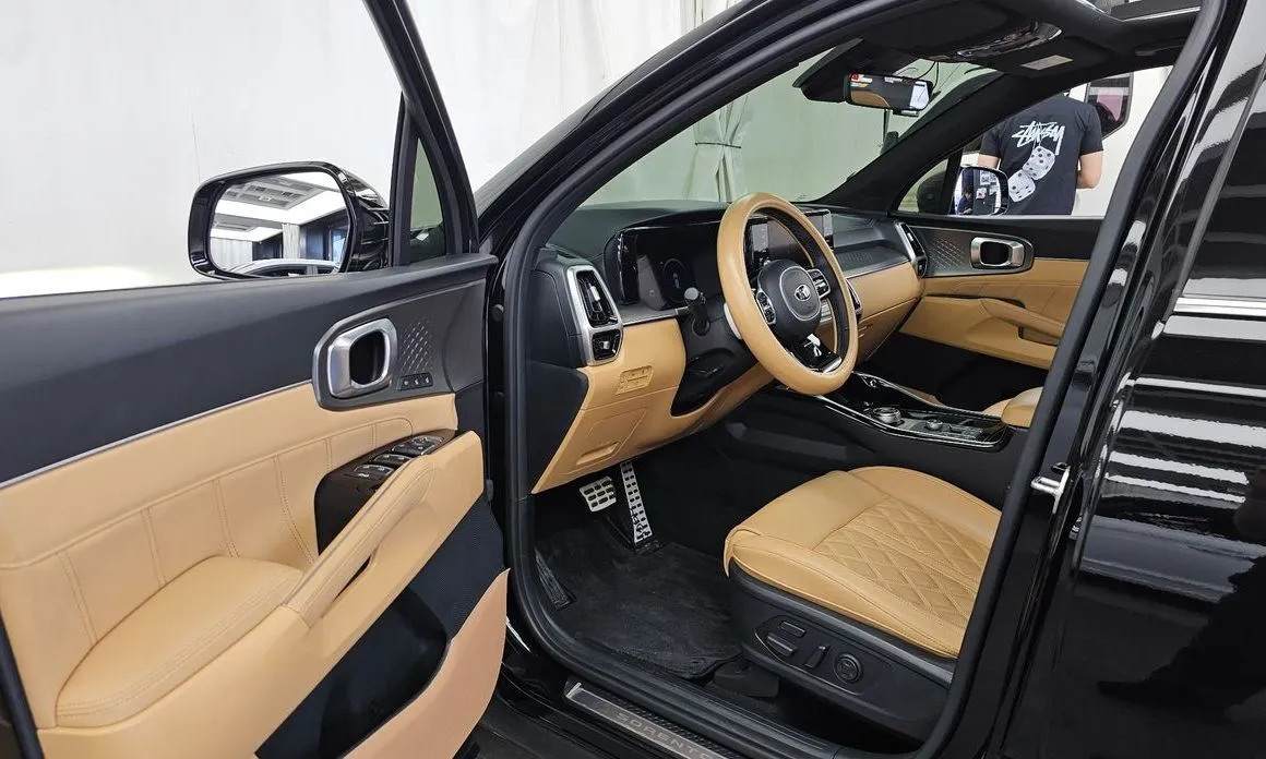 Kia Sorento — фото 8