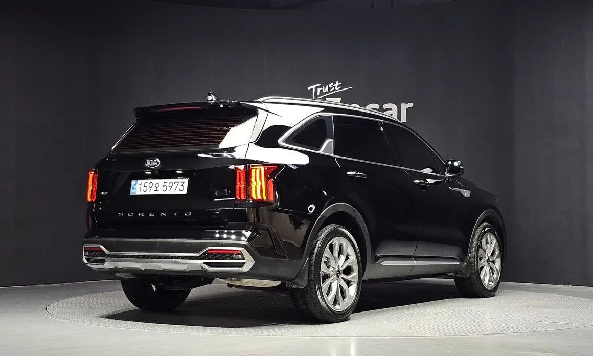 Kia Sorento — фото 5