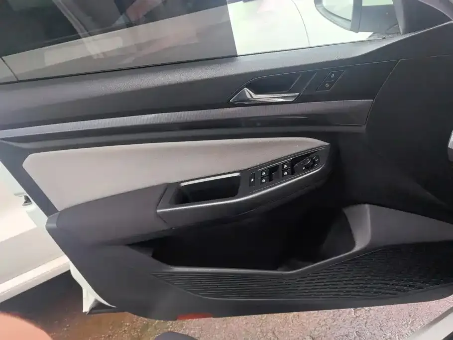 Volkswagen Bora 2024 из CN, фото 3