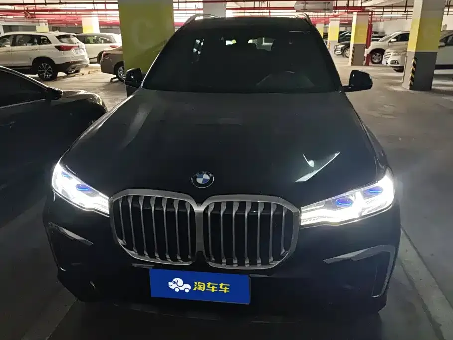 BMW X7 — фото 2