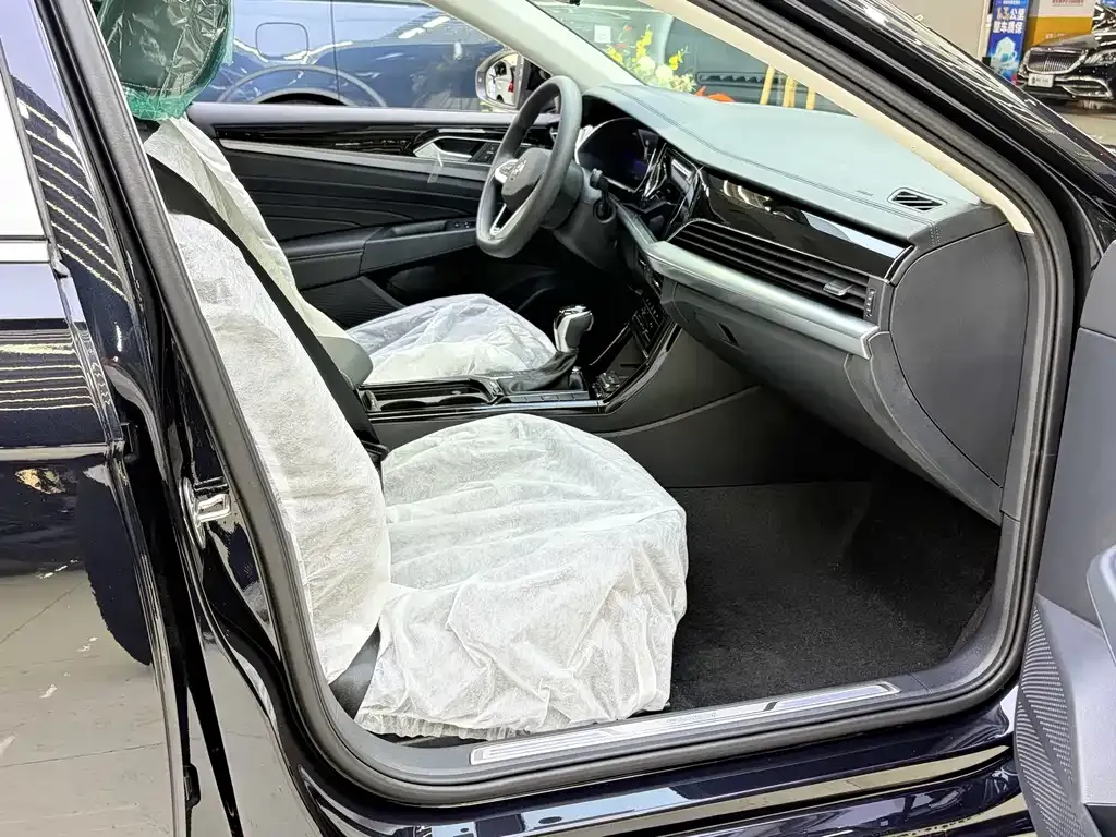 Volkswagen 帕萨特插电混动 — фото 8