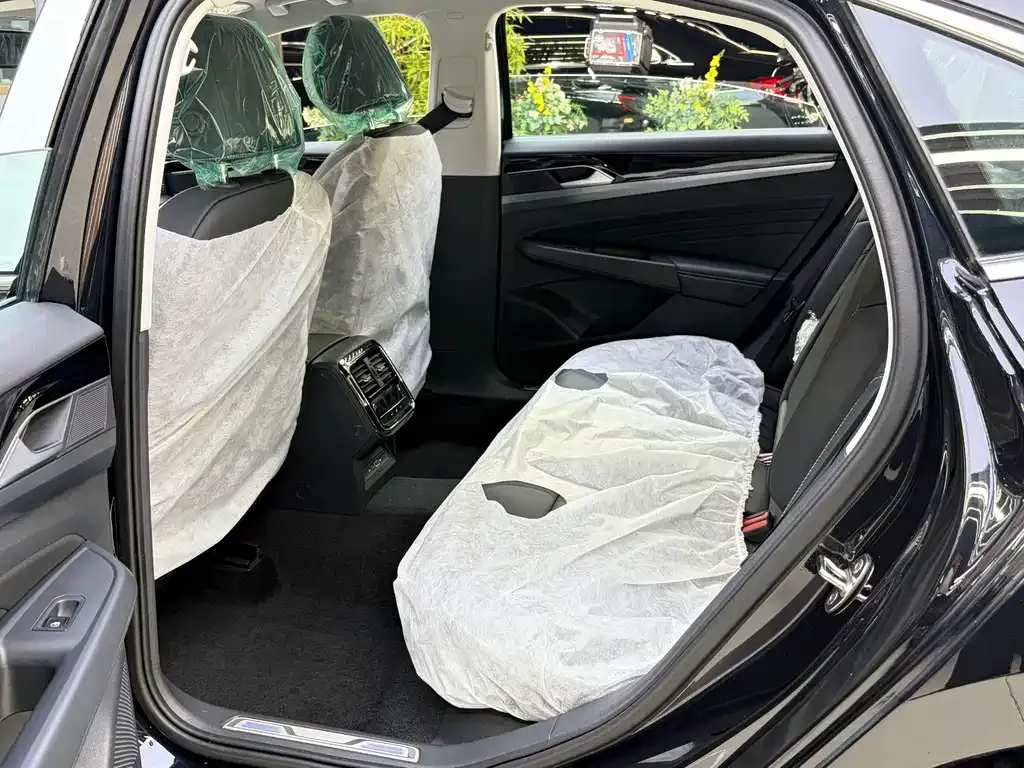 Volkswagen 帕萨特插电混动 — фото 10