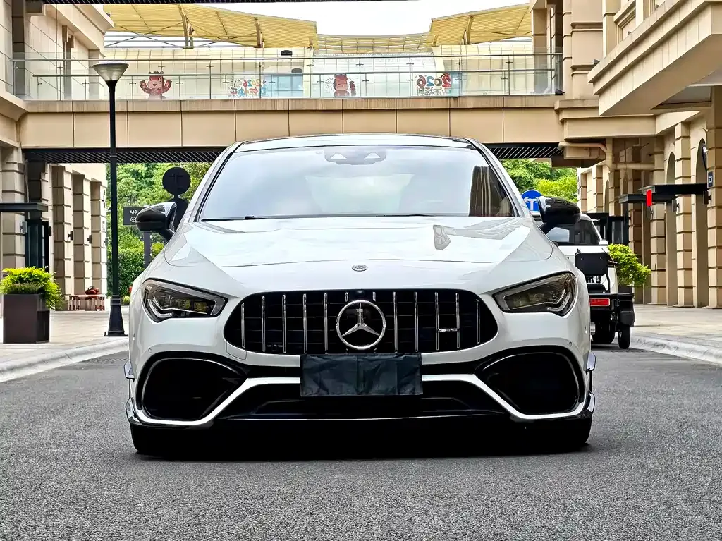 Mercedes-Benz CLA AMG — фото 1