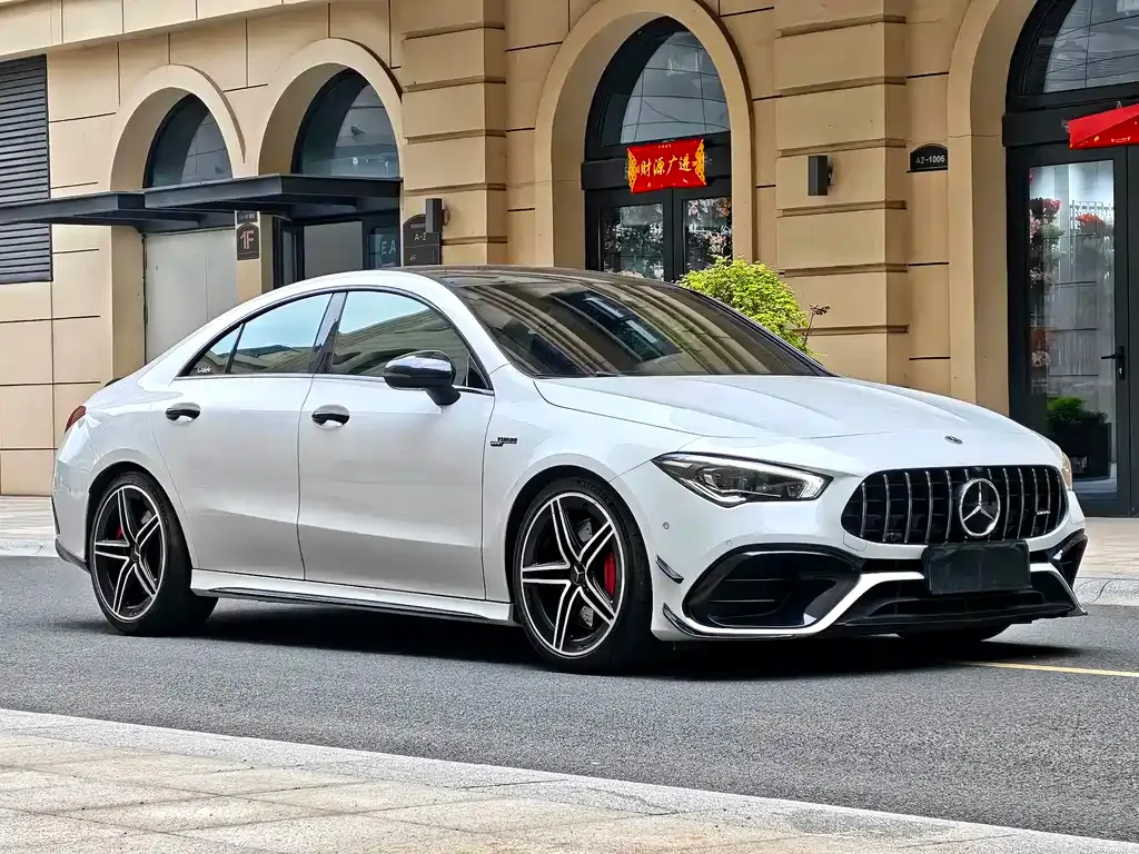 Mercedes-Benz CLA AMG — фото 9