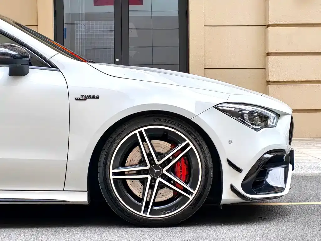 Mercedes-Benz CLA AMG — фото 7