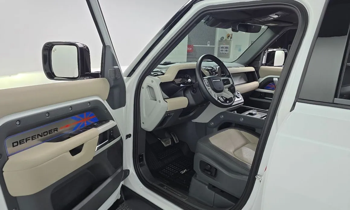 Land Rover Defender 2023 из KR, фото 4