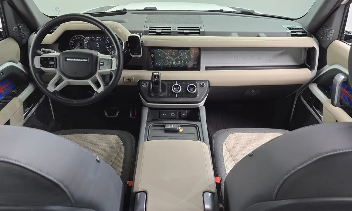 Land Rover Defender 2023 из KR, фото 6