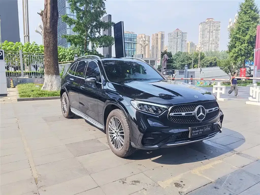Mercedes-Benz GLC — фото 1