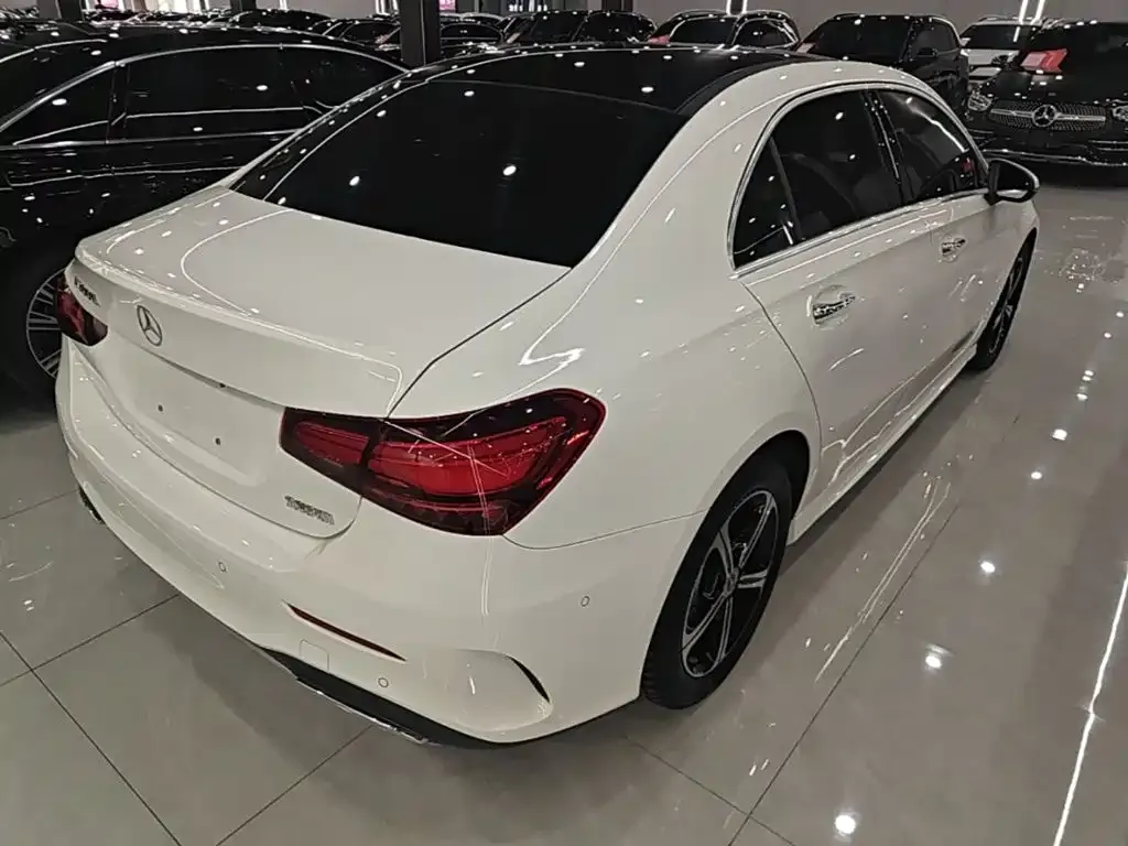 Mercedes-Benz A-Class — фото 4
