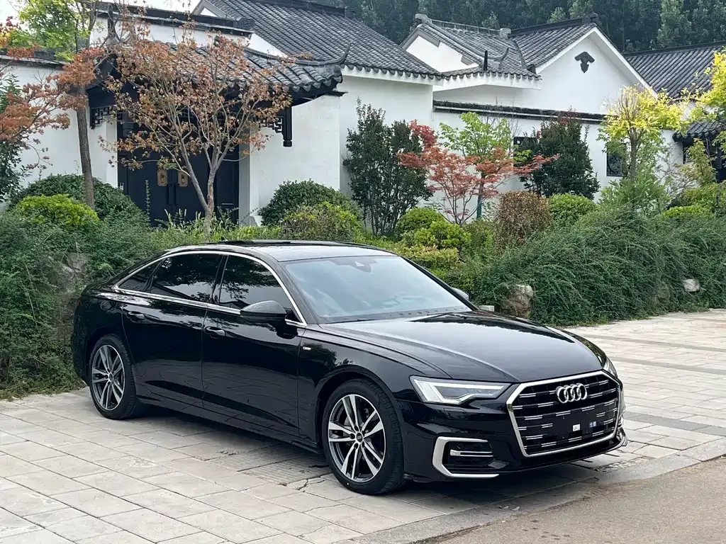 Audi A6L — фото 10