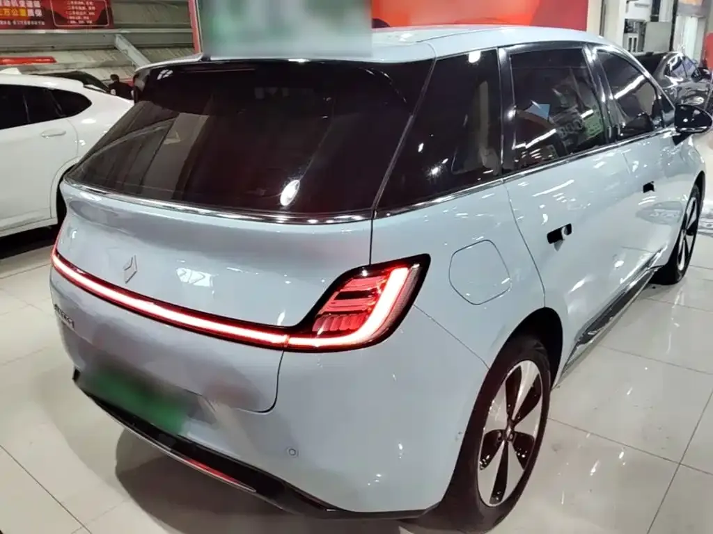 Baojun Yunduo — фото 9