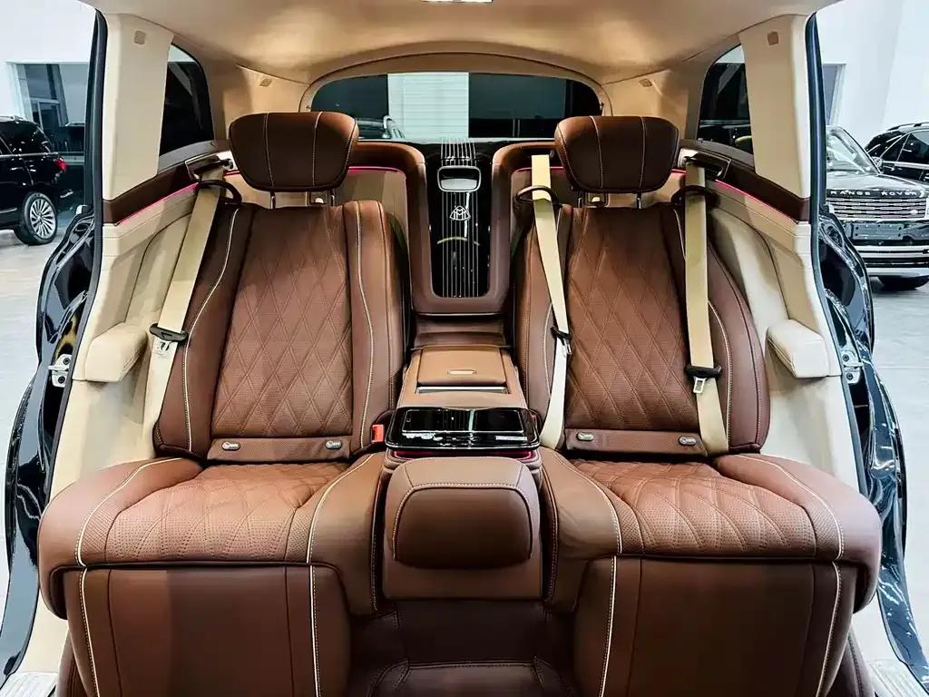 Mercedes-Benz GLS 2024 из CN, фото 6