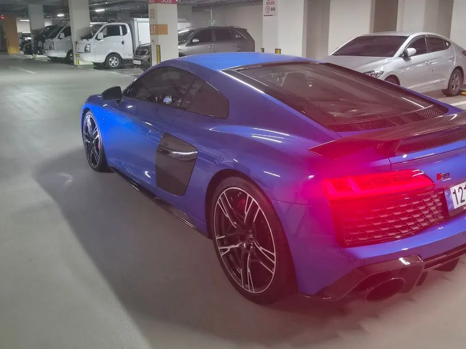Audi R8 2021 из KR, фото 8