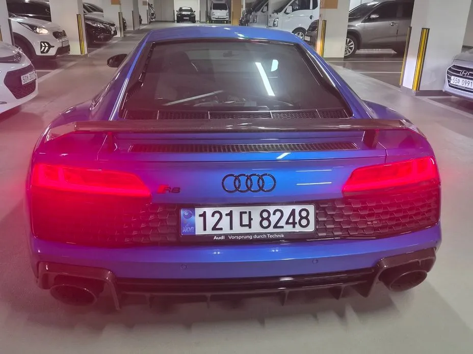 Audi R8 2021 из KR, фото 6