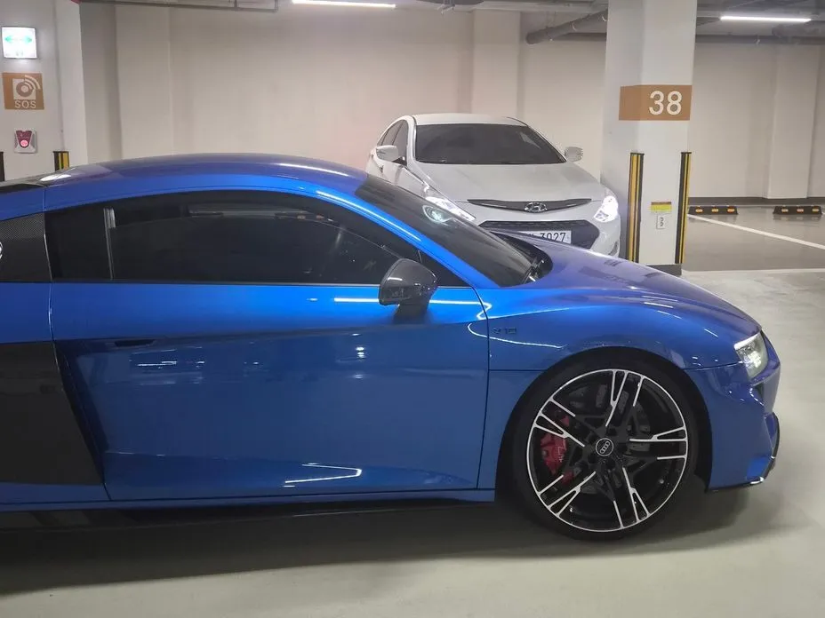 Audi R8 2021 из KR, фото 3