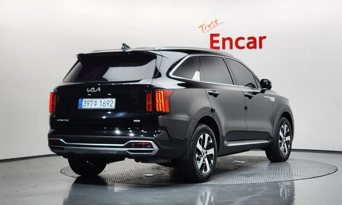 Kia Sorento — фото 3