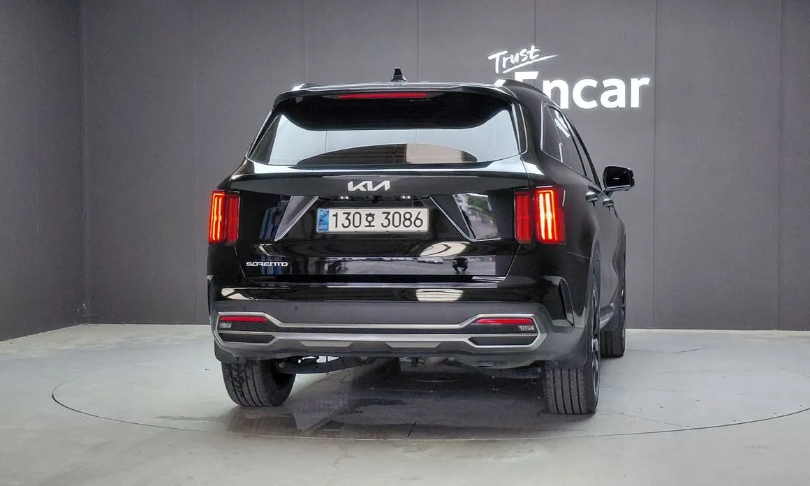 Kia Sorento — фото 9