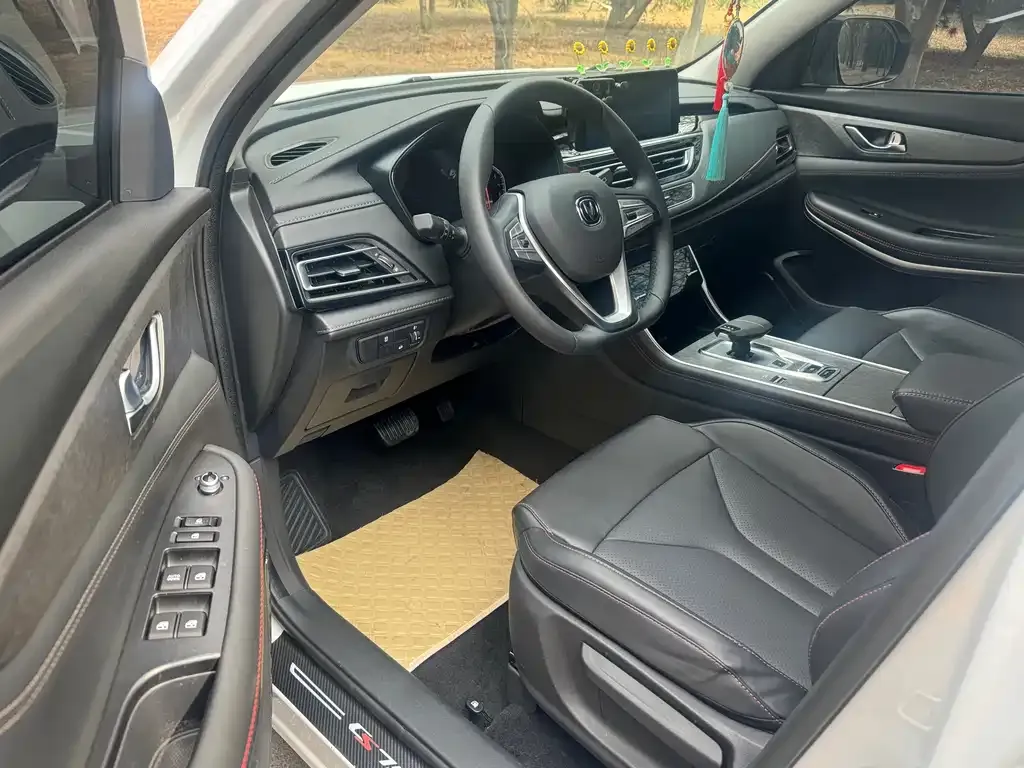 Changan CS75 2025 из CN, фото 9