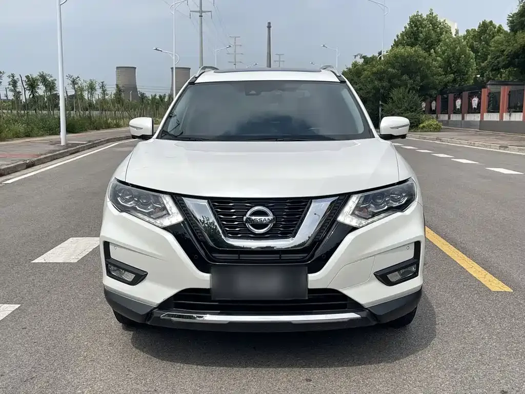 Nissan X-Trail — фото 7