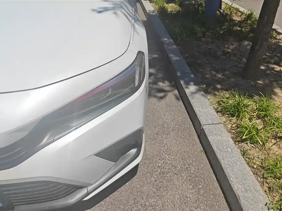 Honda Civic — фото 10