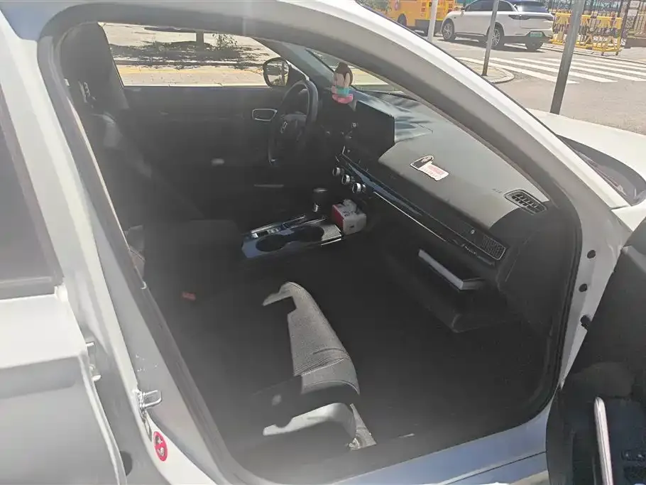 Honda Civic — фото 3