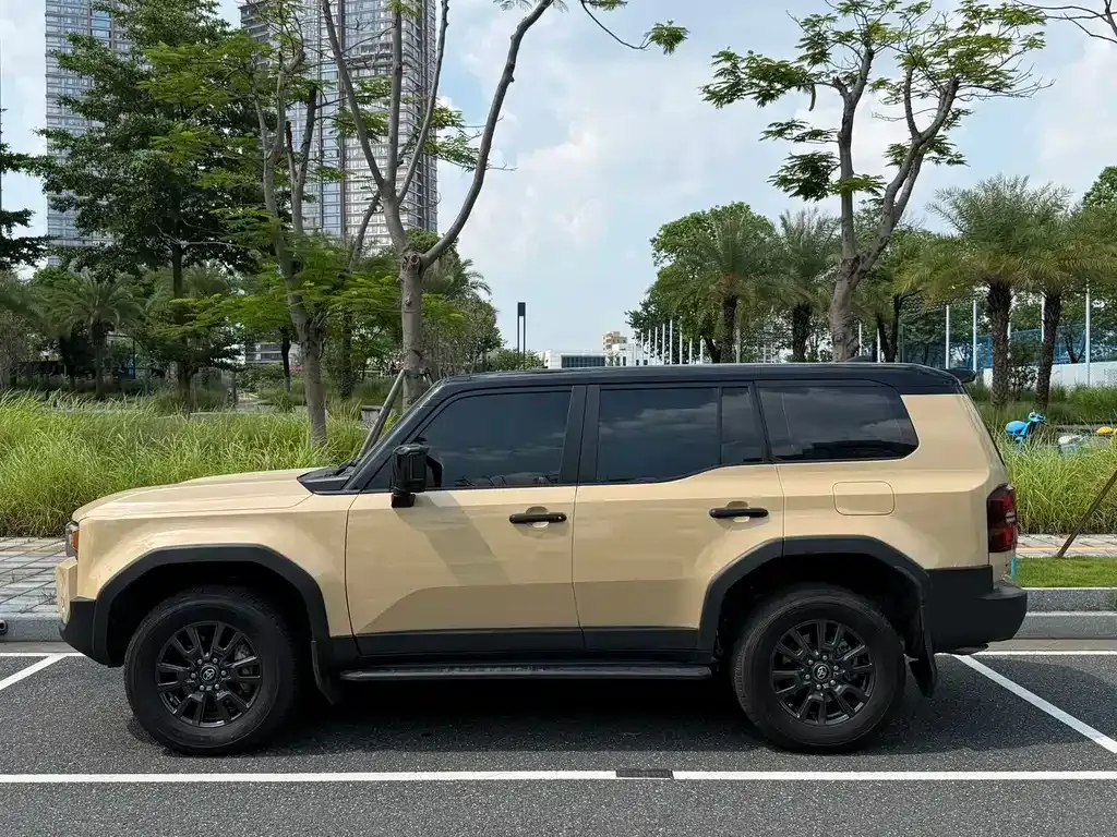 Toyota Prado 2024 из CN, фото 6