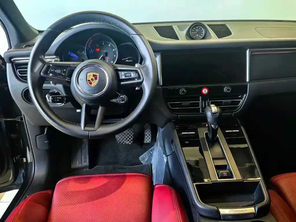 Porsche Macan — фото 7